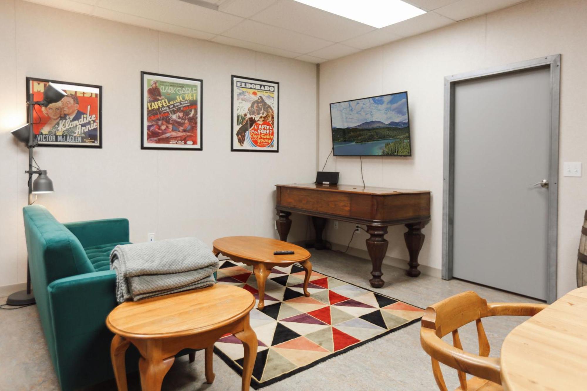 The Big Red Barn Apartment Whitehorse Exterior photo