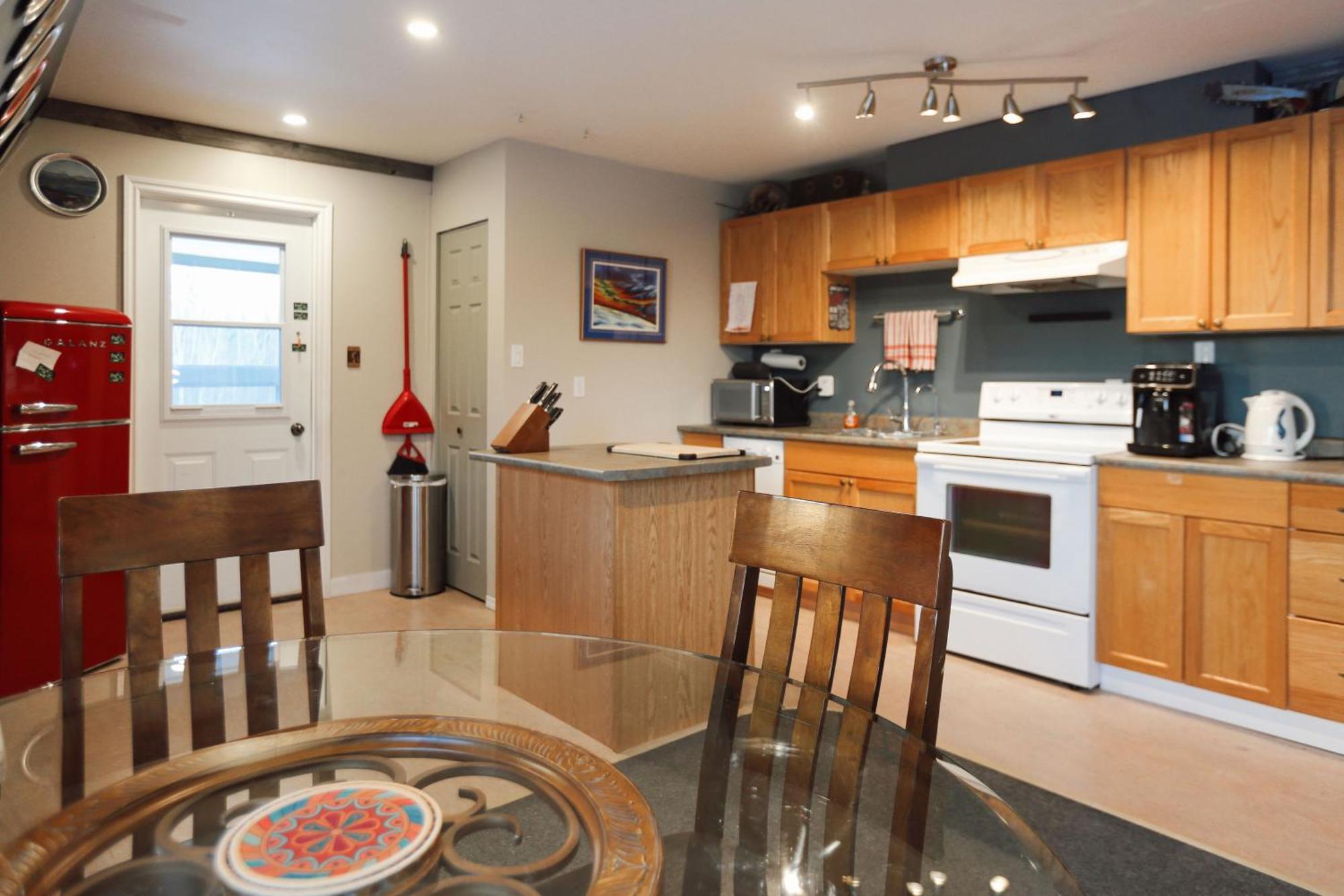 The Big Red Barn Apartment Whitehorse Exterior photo