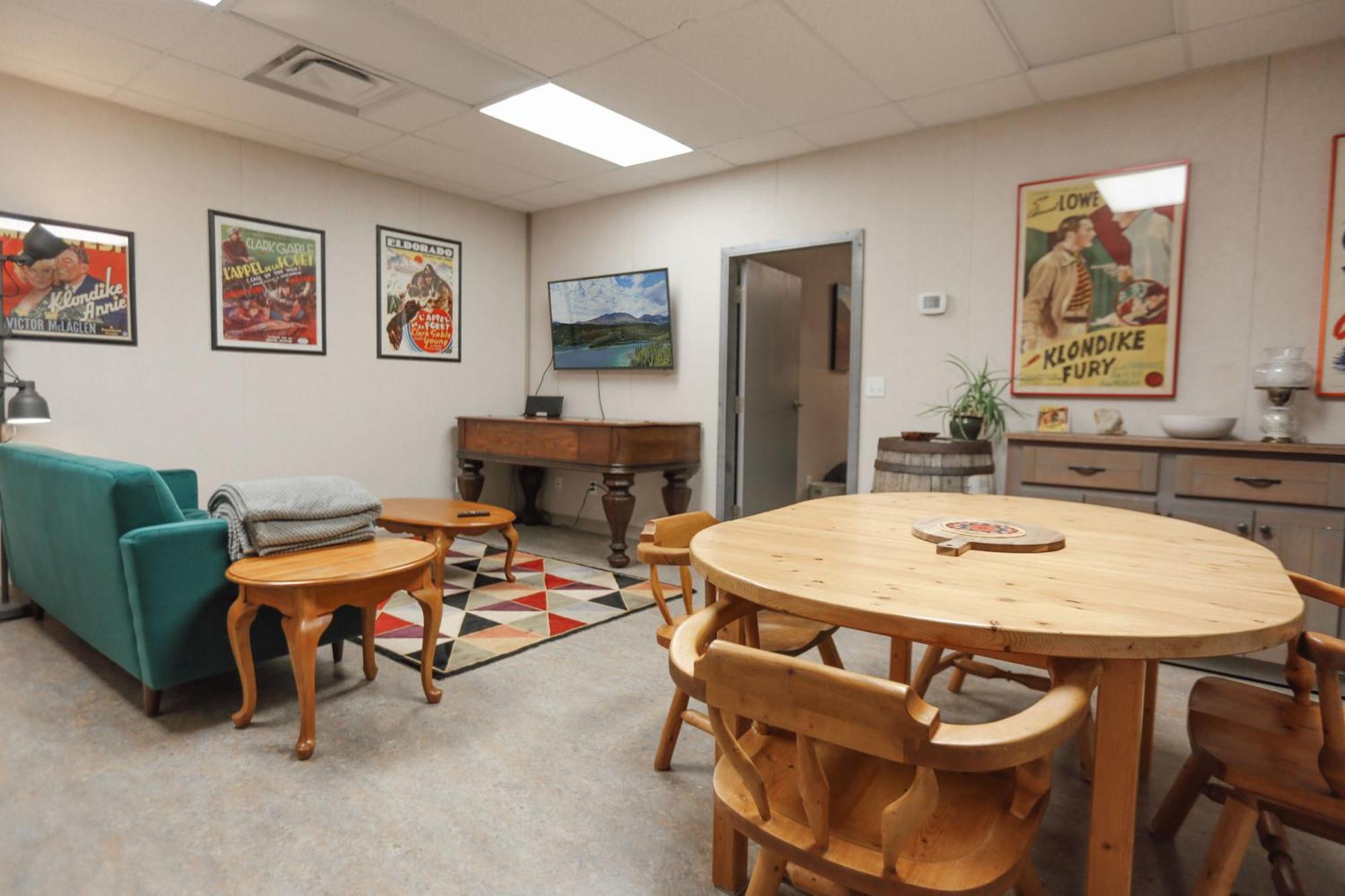 The Big Red Barn Apartment Whitehorse Exterior photo